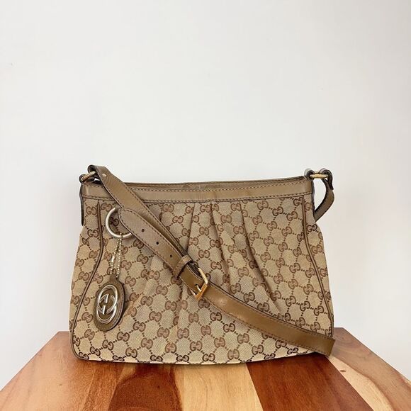 Pre-Owned Gucci GG‎ Canvas Sukey Shoulder Bag 296884 - Picture 1 of 12